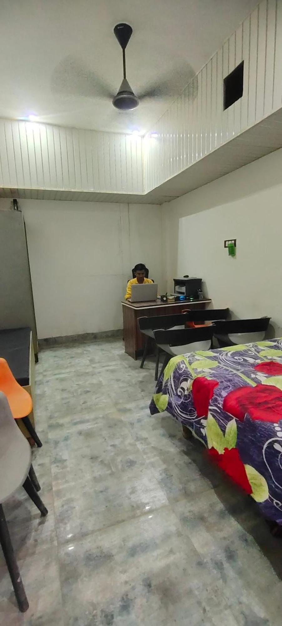 Hotel Swastik Residency Fatehpur  Exteriör bild